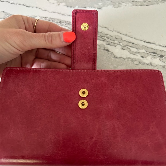 VALENTINA WALLET with gold hardware ~ brand new without tags 🌺w/OG cards & pads - Picture 5 of 9